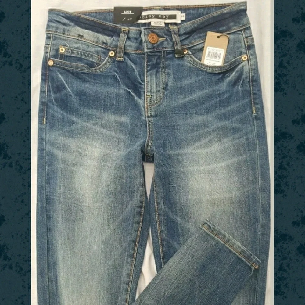 ASOS Noisy May LUCY SUPER SLIM skinny jeans w/destruction distressing NWT